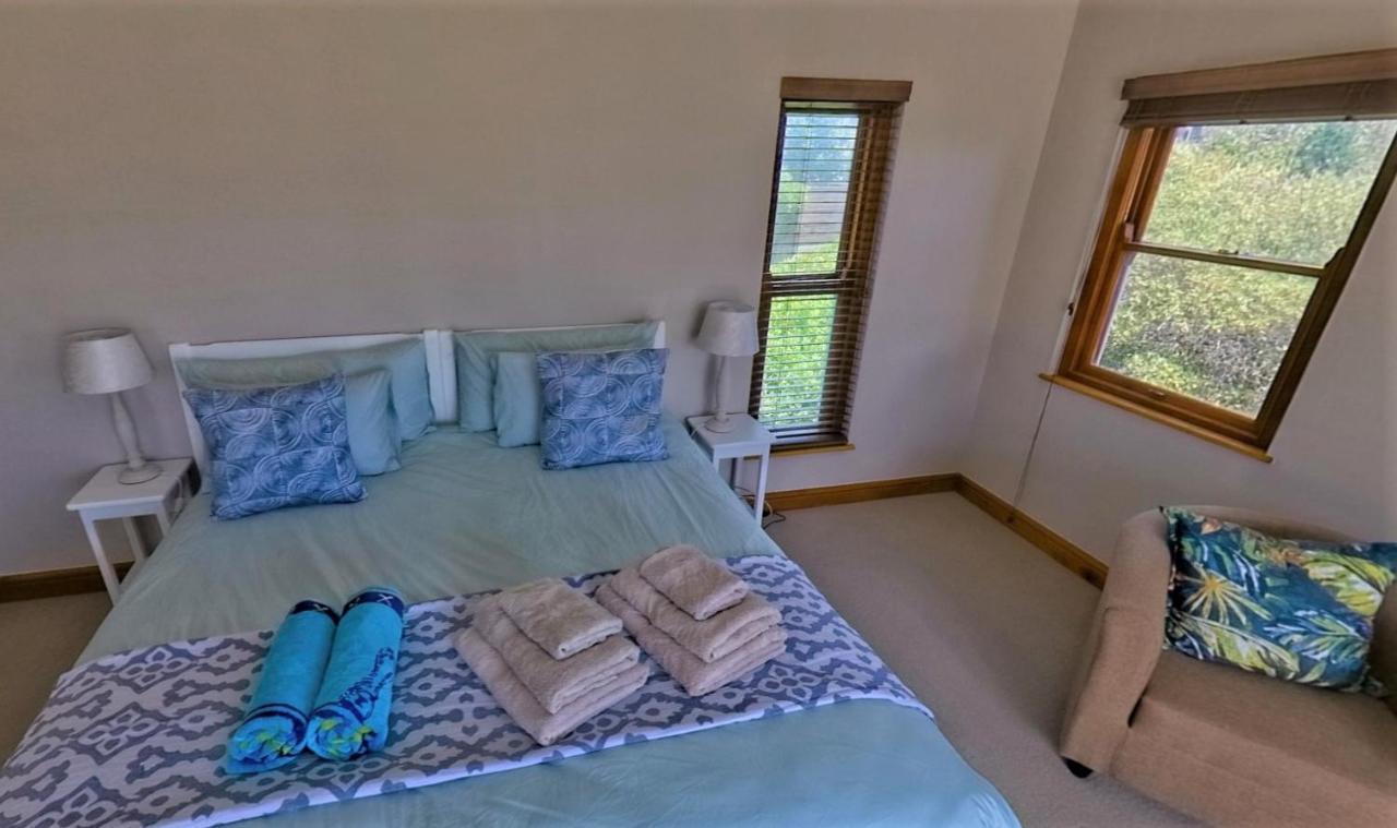 Blaauw Village Guest House Bloubergstrand Esterno foto