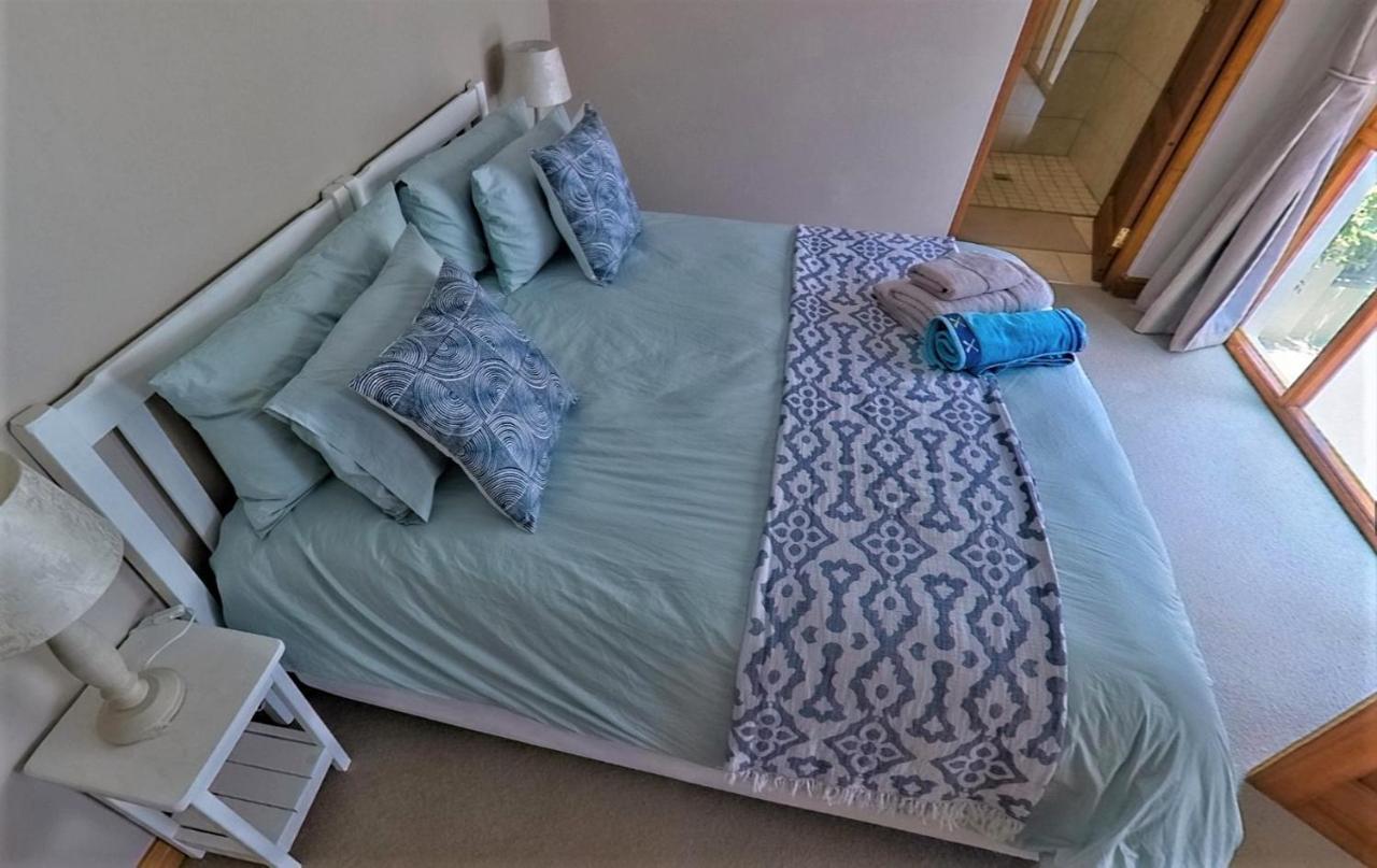 Blaauw Village Guest House Bloubergstrand Esterno foto